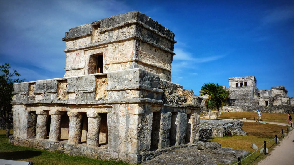 Tour Tulum 4×1 Plus con Cenote, Cobá y Playa del Carmen - Imagen 1